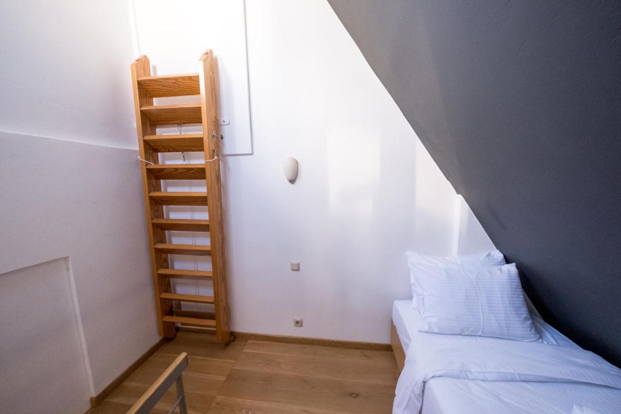 Thisio Loft Афіни Екстер'єр фото