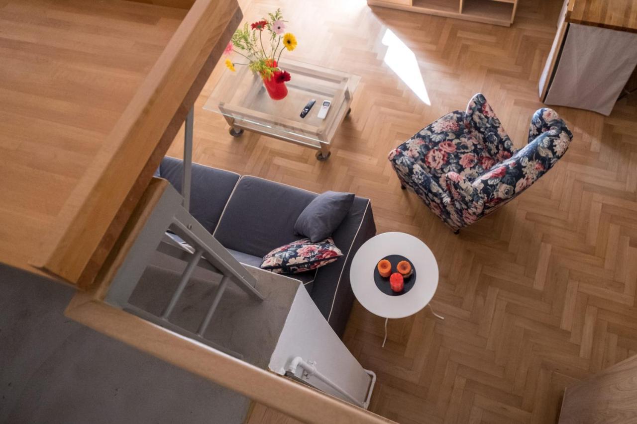 Thisio Loft Афіни Екстер'єр фото